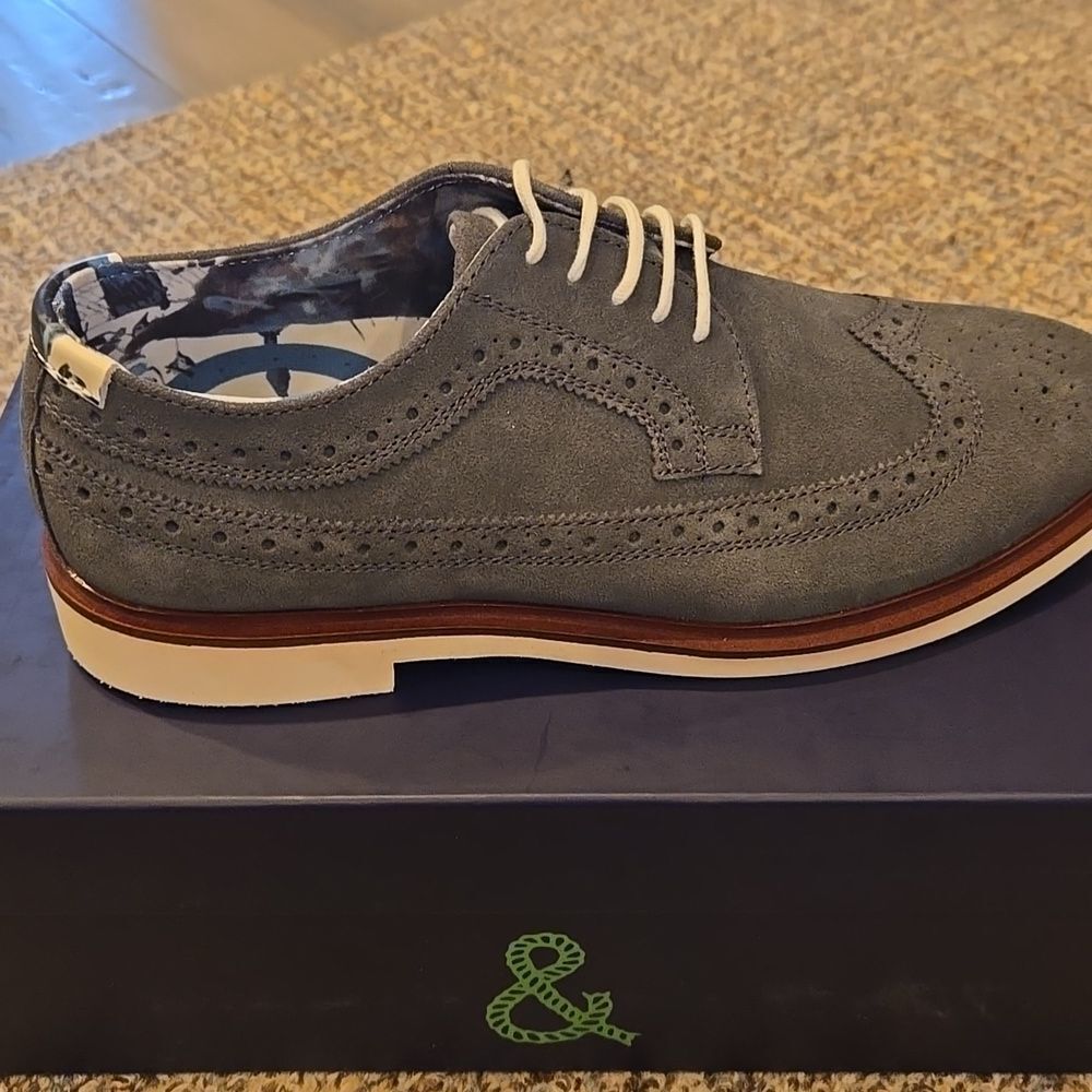 Paisley & Gray Navy Suede Oxford Shoes